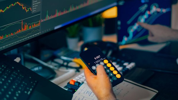 Comment gérer efficacement vos dépôts et retraits avec un courtier Forex ?